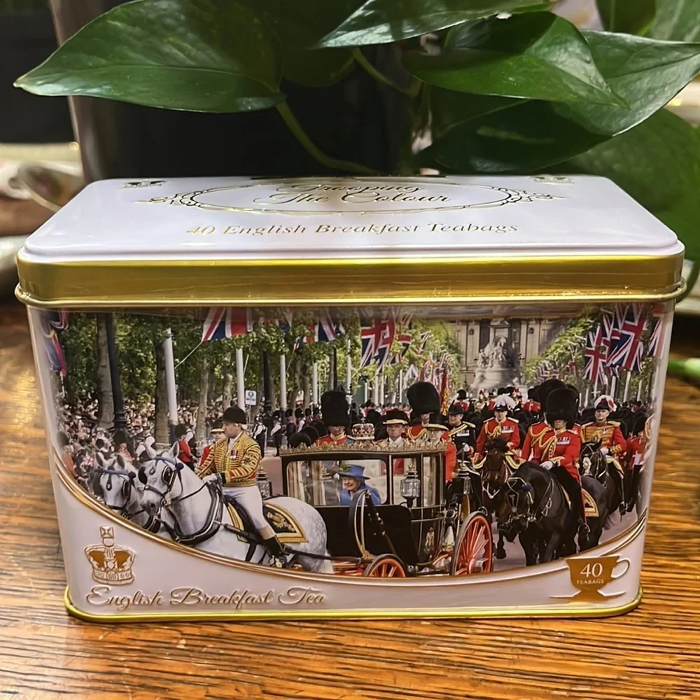 🇬🇧 QUEEN ELIZABETH II TROOPING THE COLOUR - ENGLISH BREAKFAST TEA 40 TEABAGS ✨